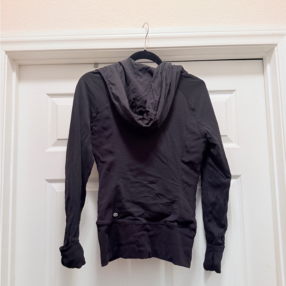 NEW Lululemon Athletica Women’s Black Long Sleeve Zip Up Jacket Size 8 - Picture 2 of 3